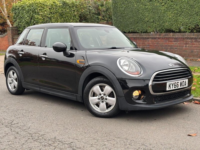MINI HATCH 1.5 Cooper D Euro 6 (s/s) 5dr