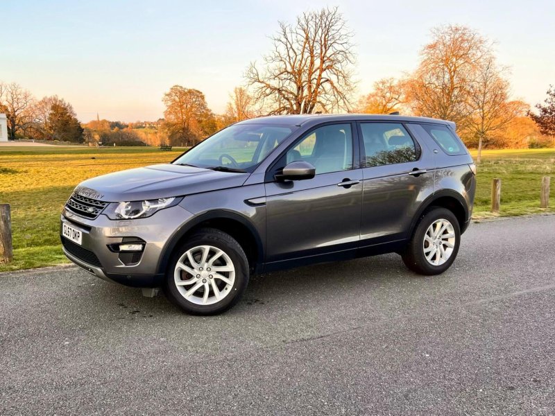 LAND ROVER DISCOVERY SPORT 2.0 TD4 SE Tech Auto 4WD Euro 6 (s/s) 5dr